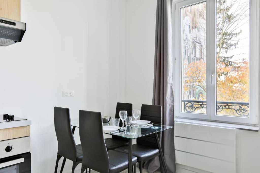 Suite Lumineux Et Moderne, Parking Gratuit, Mulhouse Centre Bagian luar foto