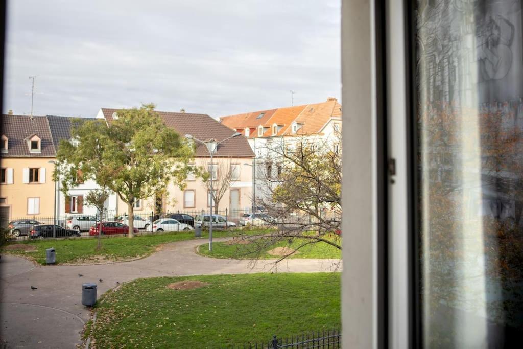 Suite Lumineux Et Moderne, Parking Gratuit, Mulhouse Centre Bagian luar foto